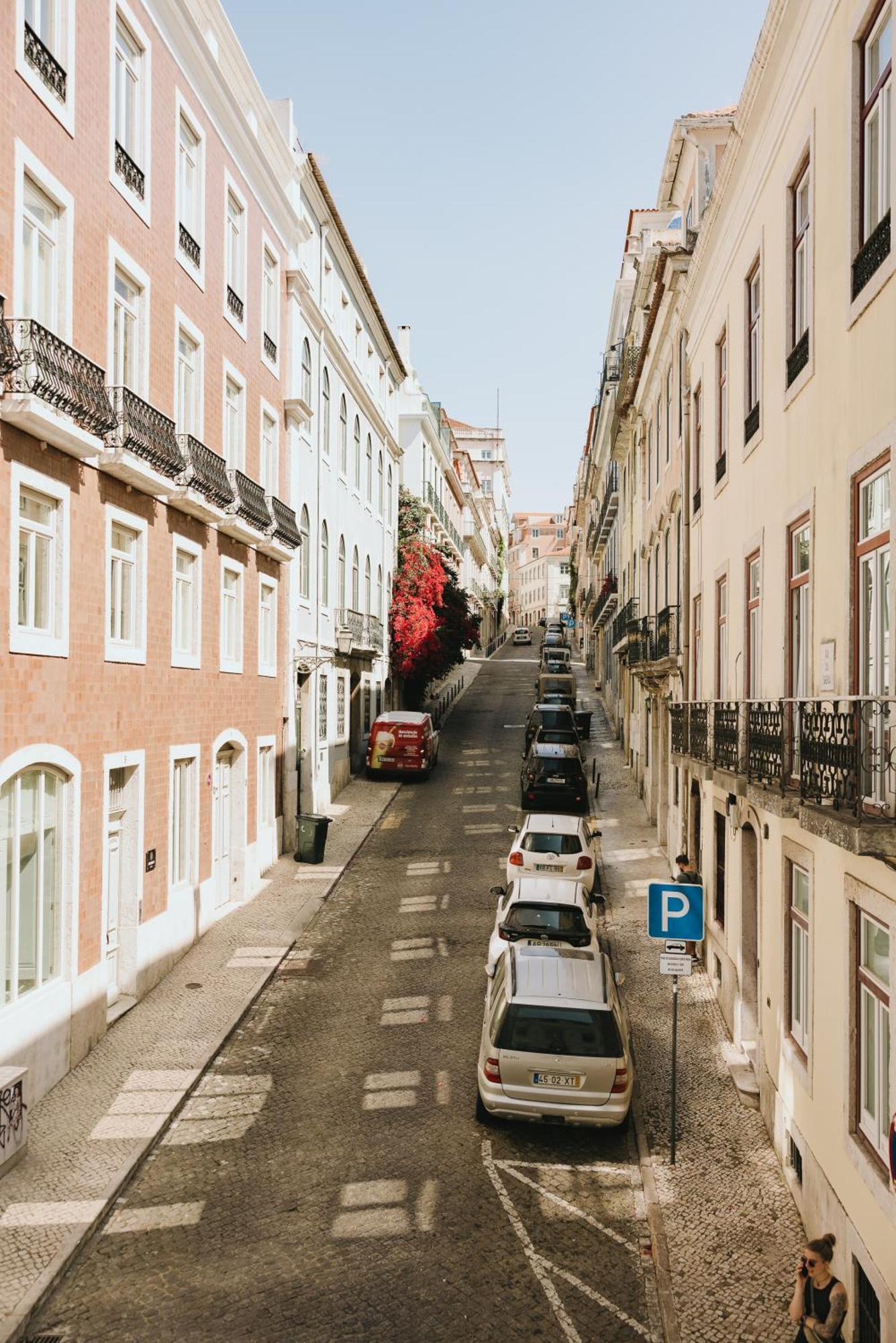 Lisb'on * Lisbon