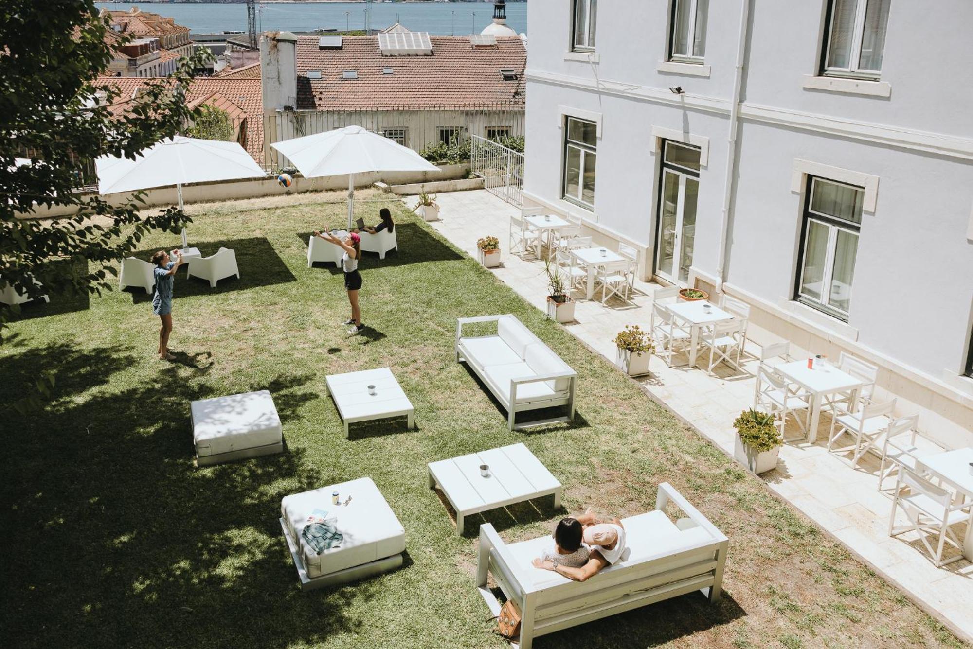 Lisb'on Hostel Lisbon
