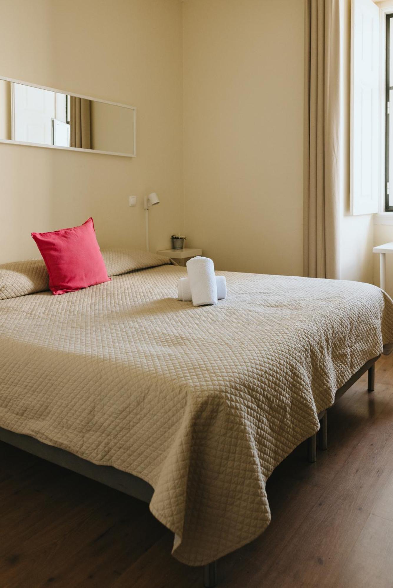 Lisb'on Hostel Lisbon